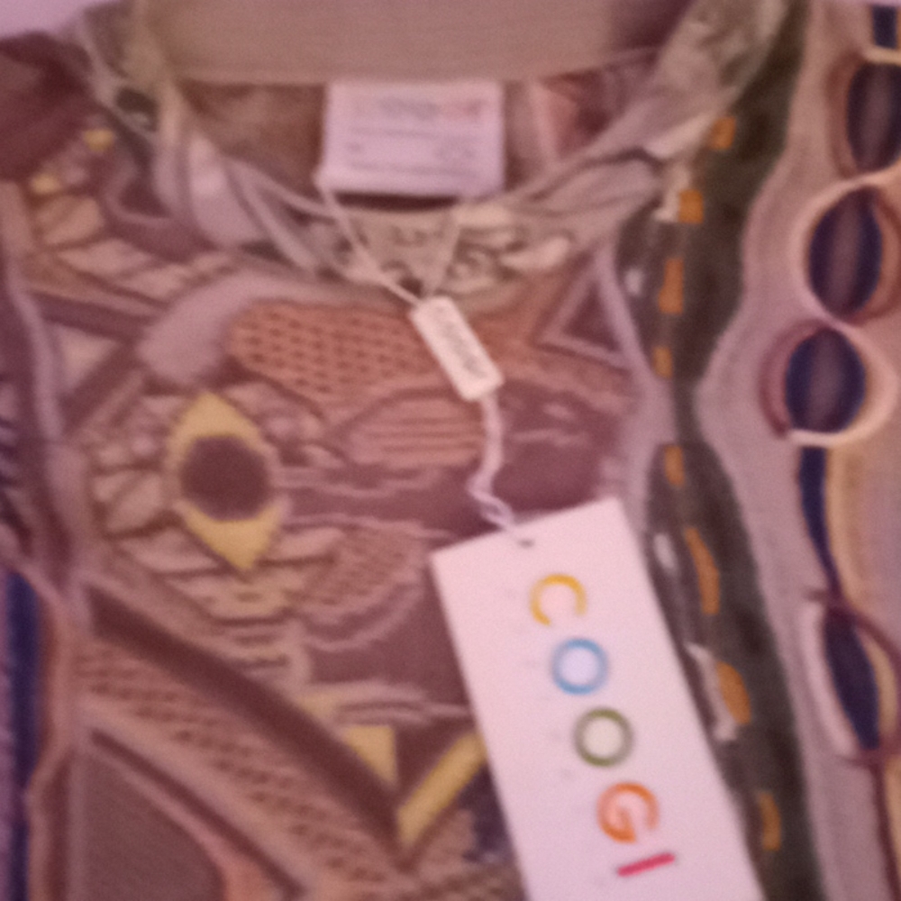 Coogi - Picture 4 of 8